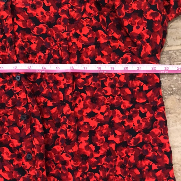 NWT A New Day Red Floral Long-Sleeve Blouse Size Medium - Picture 8 of 12